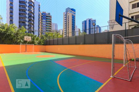 Apartamento para alugar com 200m², 3 quartos e 3 vagas Apartamento para alugar com 200m², 3 quartos e 3 vagasQuadra Esportiva