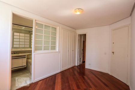Apartamento para alugar com 200m², 3 quartos e 3 vagas Apartamento para alugar com 200m², 3 quartos e 3 vagasQuarto 3 Suite