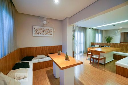 Apartamento para alugar com 61m², 2 quartos e 1 vaga Apartamento para alugar com 61m², 2 quartos e 1 vagaÁrea comum - Salão de festas