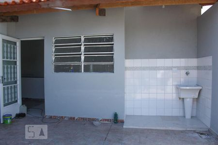 AREA DE SERVIÇO de casa para alugar com 1 quarto, 68m² em Vila Mazzei, São Paulo