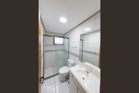 Apartamento à venda com 82m², 2 quartos e 1 vaga Apartamento à venda com 82m², 2 quartos e 1 vagaBanheiro 2