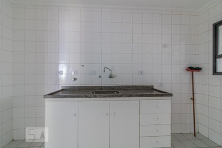 Cozinha de apartamento para alugar com 3 quartos, 95m² em Cerâmica, São Caetano do Sul