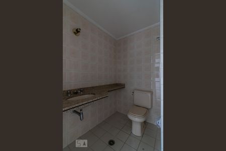 Banheiro de apartamento para alugar com 3 quartos, 95m² em Cerâmica, São Caetano do Sul