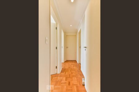 Corredor de apartamento à venda com 3 quartos, 167m² em Paraíso, São Paulo