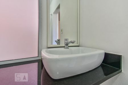 Suíte - Banheiro de apartamento à venda com 2 quartos, 79m² em Pinheiros, São Paulo