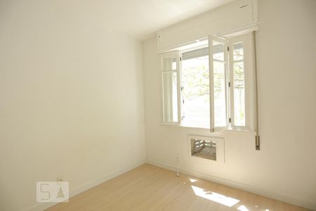 Quarto 1 de apartamento à venda com 3 quartos, 90m² em Copacabana, Rio de Janeiro