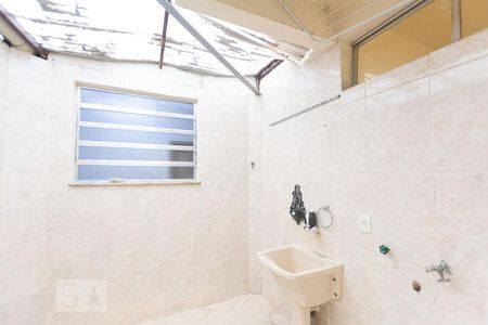 Apartamento à venda com 80m², 2 quartos e sem vagaÁrea de Serviço