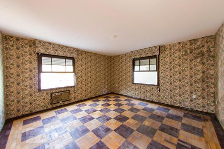 Casa à venda com 300m², 6 quartos e 2 vagas Casa à venda com 300m², 6 quartos e 2 vagasQuarto 3