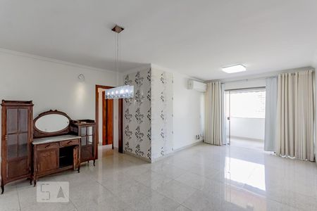 Sala de apartamento para alugar com 3 quartos, 107m² em Jardim Goiás, Goiânia