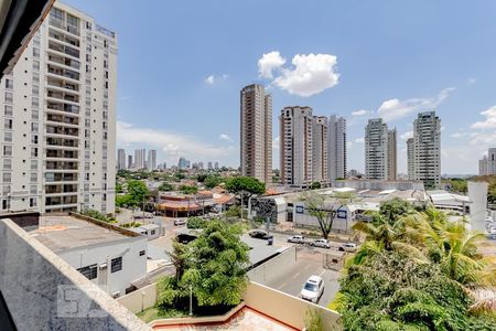 Sacada de apartamento para alugar com 3 quartos, 107m² em Jardim Goiás, Goiânia