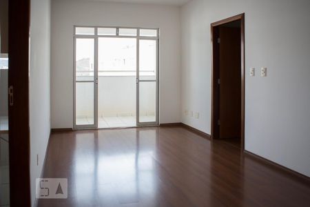 Apartamento para alugar com 105m², 4 quartos e 3 vagasSala