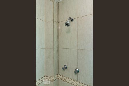 Casa à venda com 330m², 3 quartos e 5 vagasChuveiro do Banheiro Social 3 