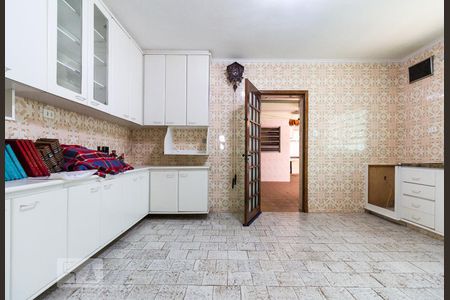 Casa à venda com 330m², 3 quartos e 5 vagasCozinha 2 