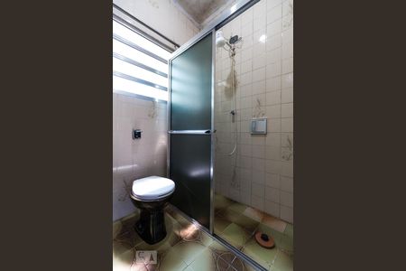 Casa à venda com 330m², 3 quartos e 5 vagasBox do Banheiro Social 2 