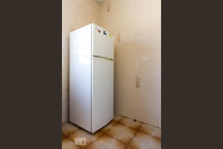 Casa à venda com 330m², 3 quartos e 5 vagasCozinha 1 - Geladeira 