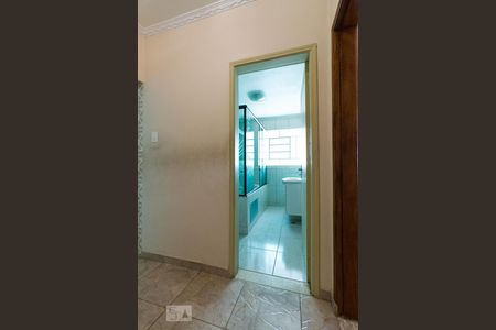 Casa à venda com 330m², 3 quartos e 5 vagasBanheiro Social 3 