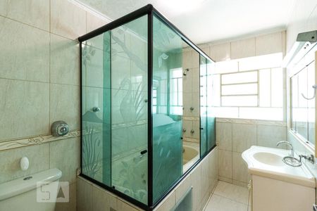 Casa à venda com 330m², 3 quartos e 5 vagasBanheiro Social 3 