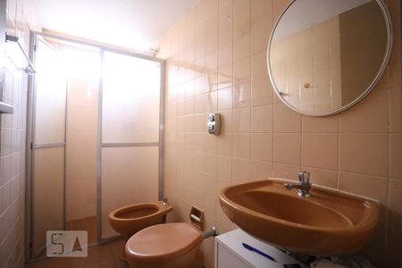 Banheiro de apartamento para alugar com 1 quarto, 50m² em Consolação, São Paulo