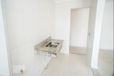 Cozinha de apartamento à venda com 2 quartos, 48m² em Protásio Alves, Porto Alegre