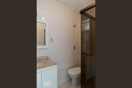 Banheiro de apartamento à venda com 1 quarto, 47m² em Vila Mariana, São Paulo