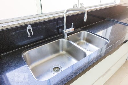 Casa para alugar com 165m², 3 quartos e 2 vagasCozinha