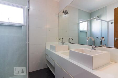 Casa para alugar com 165m², 3 quartos e 2 vagasBanheiro Suite 3