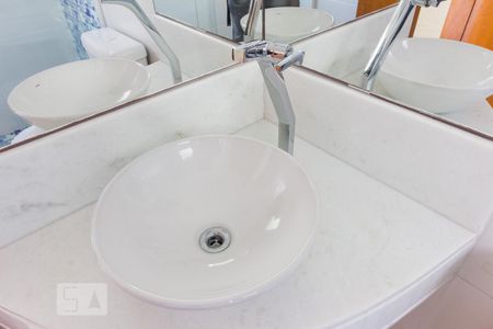 Casa para alugar com 165m², 3 quartos e 2 vagasBanheiro Suite 2