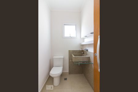 Lavabo de casa para alugar com 3 quartos, 165m² em Vila Ester (zona Norte), São Paulo