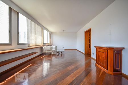 Sala de apartamento para alugar com 3 quartos, 170m² em Vila Suzana, São Paulo