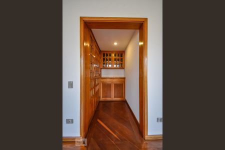 Hall de Entrada de apartamento para alugar com 3 quartos, 170m² em Vila Suzana, São Paulo