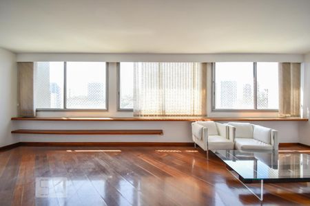 Sala de apartamento para alugar com 3 quartos, 170m² em Vila Suzana, São Paulo
