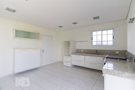 Casa de condomínio para alugar com 400m², 4 quartos e 4 vagasCozinha