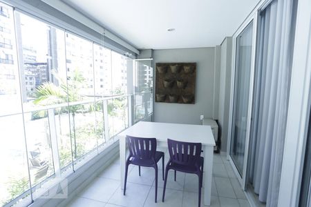 Varanda de apartamento à venda com 1 quarto, 52m² em Consolação, São Paulo