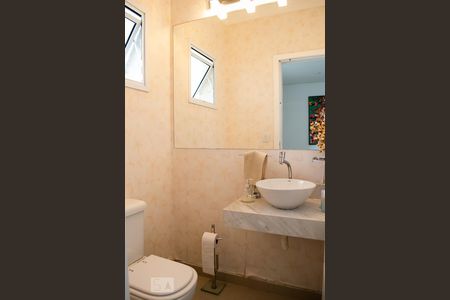 LAVABO de casa à venda com 3 quartos, 450m² em Vila Mariza Mazzei, São Paulo