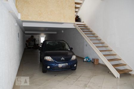 Casa à venda com 450m², 3 quartos e 8 vagas Casa à venda com 450m², 3 quartos e 8 vagasGARAGEM