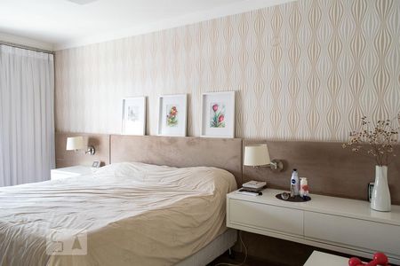 Casa à venda com 450m², 3 quartos e 8 vagas Casa à venda com 450m², 3 quartos e 8 vagasQUARTO 3 SUITE