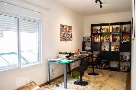 QUARTO 1 SUITE de casa à venda com 3 quartos, 450m² em Vila Mariza Mazzei, São Paulo