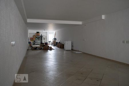 Casa à venda com 450m², 3 quartos e 8 vagas Casa à venda com 450m², 3 quartos e 8 vagasGARAGEM