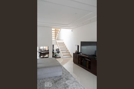 SALA de casa à venda com 3 quartos, 450m² em Vila Mariza Mazzei, São Paulo