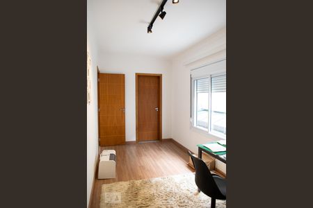 QUARTO 1 SUITE de casa à venda com 3 quartos, 450m² em Vila Mariza Mazzei, São Paulo