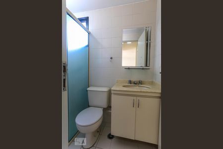 Banheiro de apartamento para alugar com 2 quartos, 59m² em Vila Moinho Velho, São Paulo