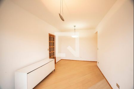 Sala de apartamento para alugar com 2 quartos, 60m² em Chácara Inglesa, São Paulo