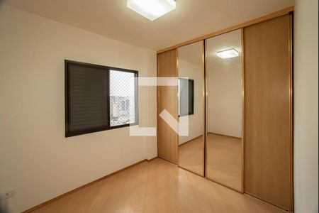 Quarto 1 de apartamento para alugar com 2 quartos, 60m² em Chácara Inglesa, São Paulo