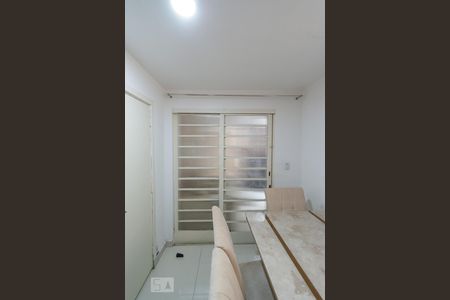 Casa para alugar com 50m², 1 quarto e sem vaga Casa para alugar com 50m², 1 quarto e sem vagaCozinha