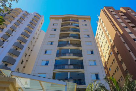 Apartamento à venda com 68m², 2 quartos e 1 vagaFachada