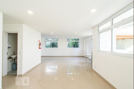 Apartamento para alugar com 42m², 1 quarto e 1 vagaÁrea Comum - Salão de Festas