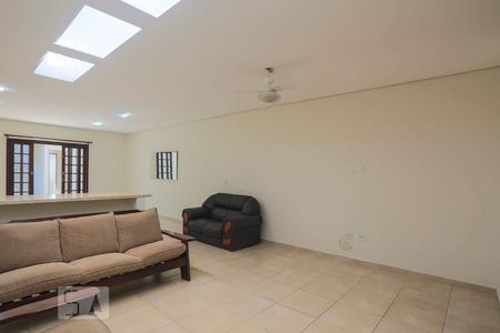 Sala de casa para alugar com 2 quartos, 110m² em Cambuci, São Paulo