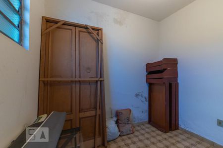 Casa à venda com 166m², 3 quartos e 2 vagasQuarto de serviço