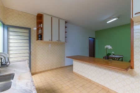 Casa à venda com 166m², 3 quartos e 2 vagasCozinha
