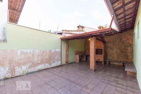 Casa à venda com 166m², 3 quartos e 2 vagasQuintal